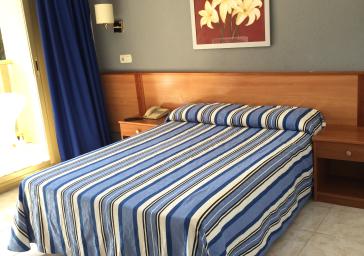 Quadruple Room (2 Adults + 2 Children)