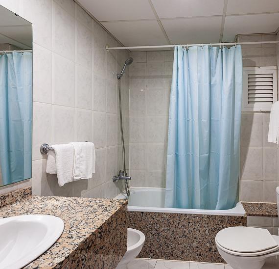 Habitación Triple (3 adultos)